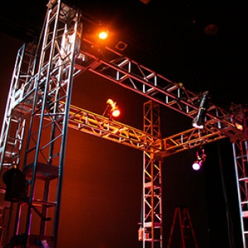 Montagem de Box Truss na Sumaré